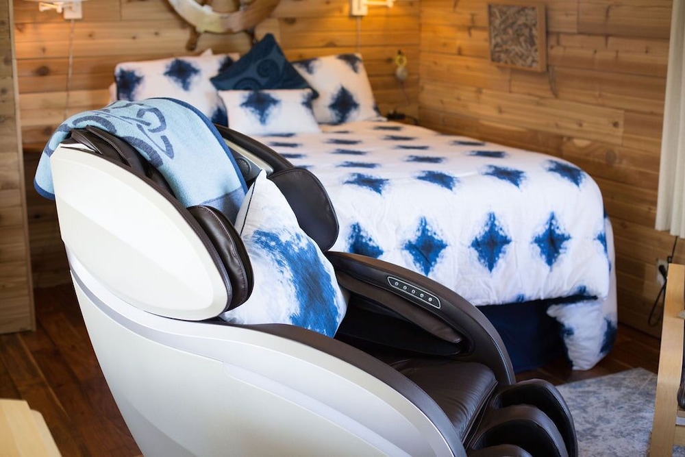 Dungeness Bay Cottages - photo 3