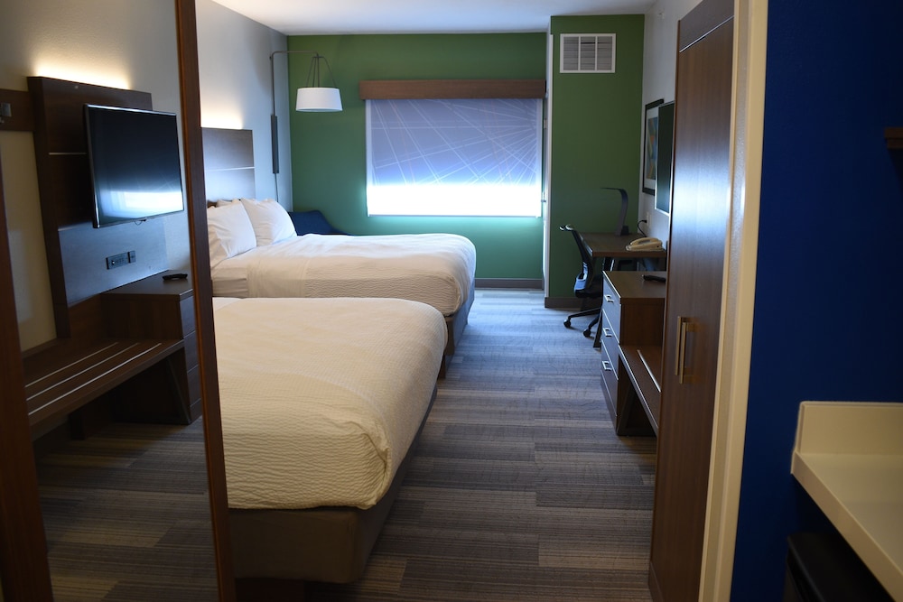 Holiday Inn Express & Suites South Lincoln by IHG - photo 25