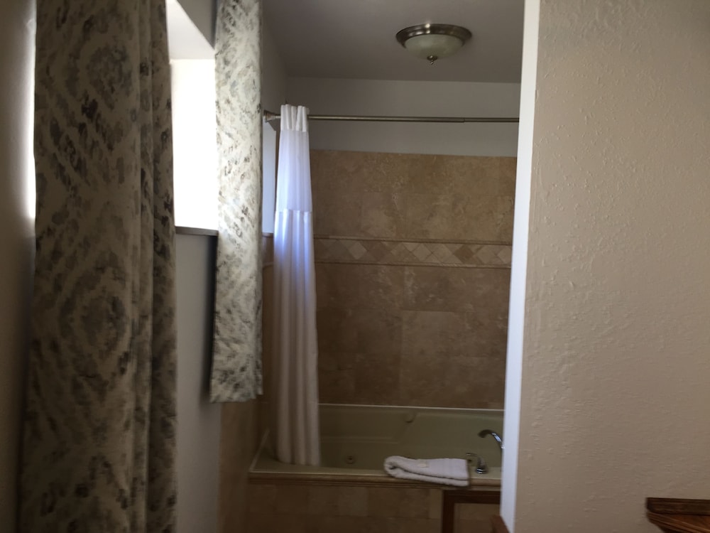 Seacrest Inn - photo 133