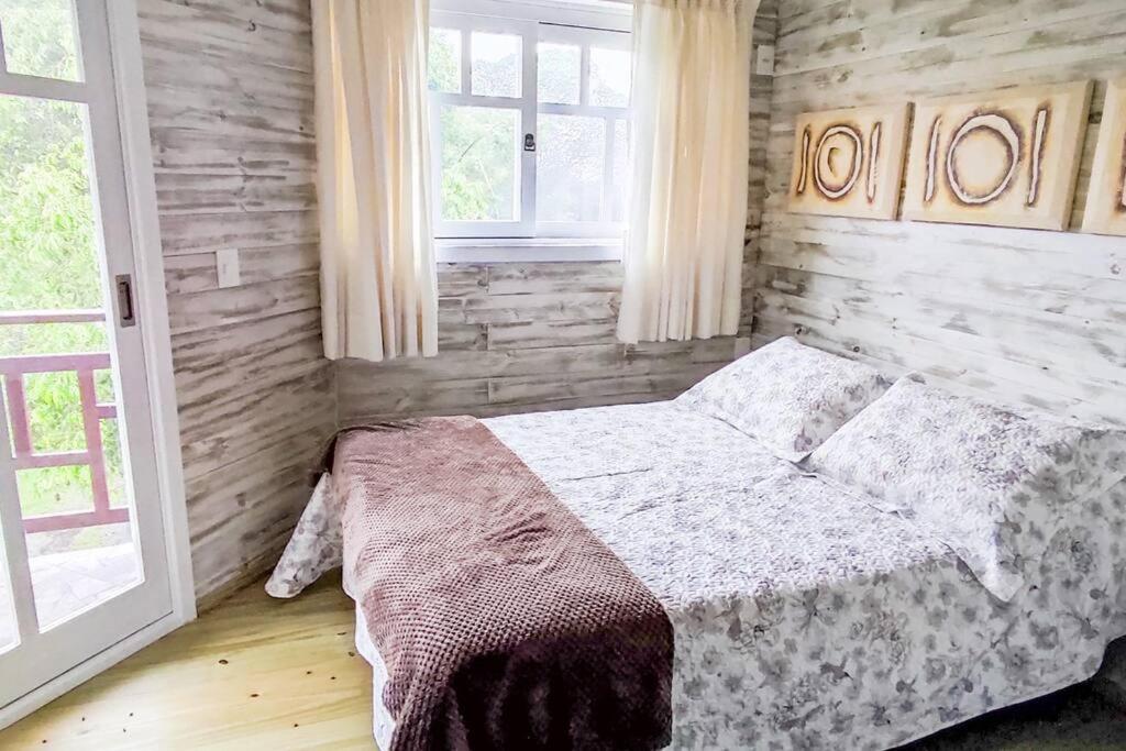 Apartcasa Completo Para Ate 4 Prox Templo Budista — Tres Coroas