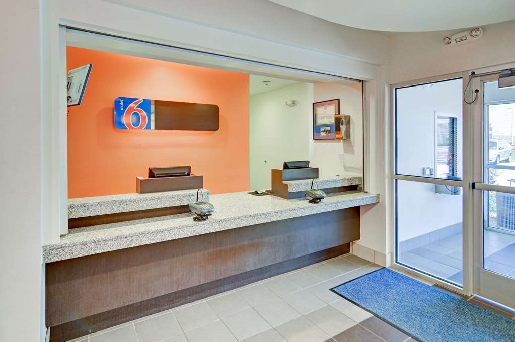 Motel 6 Roanoke TX Northlake Speedway - photo 18