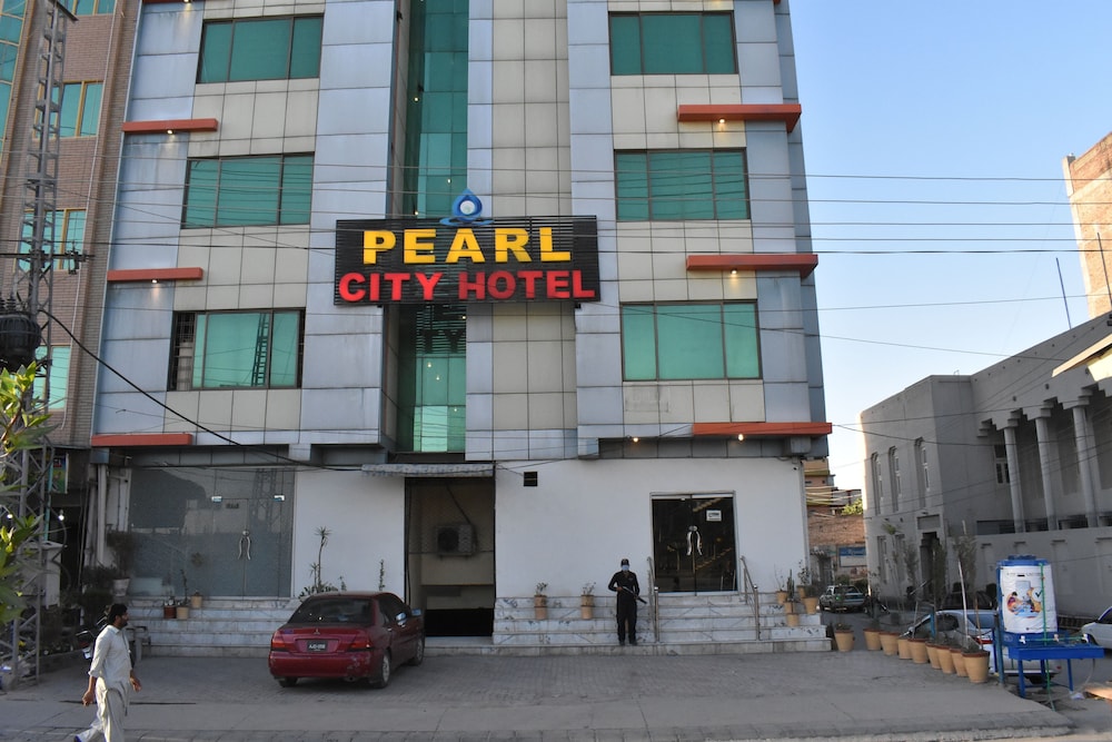 Pearl City Hotel in Peshawar, Pakistan