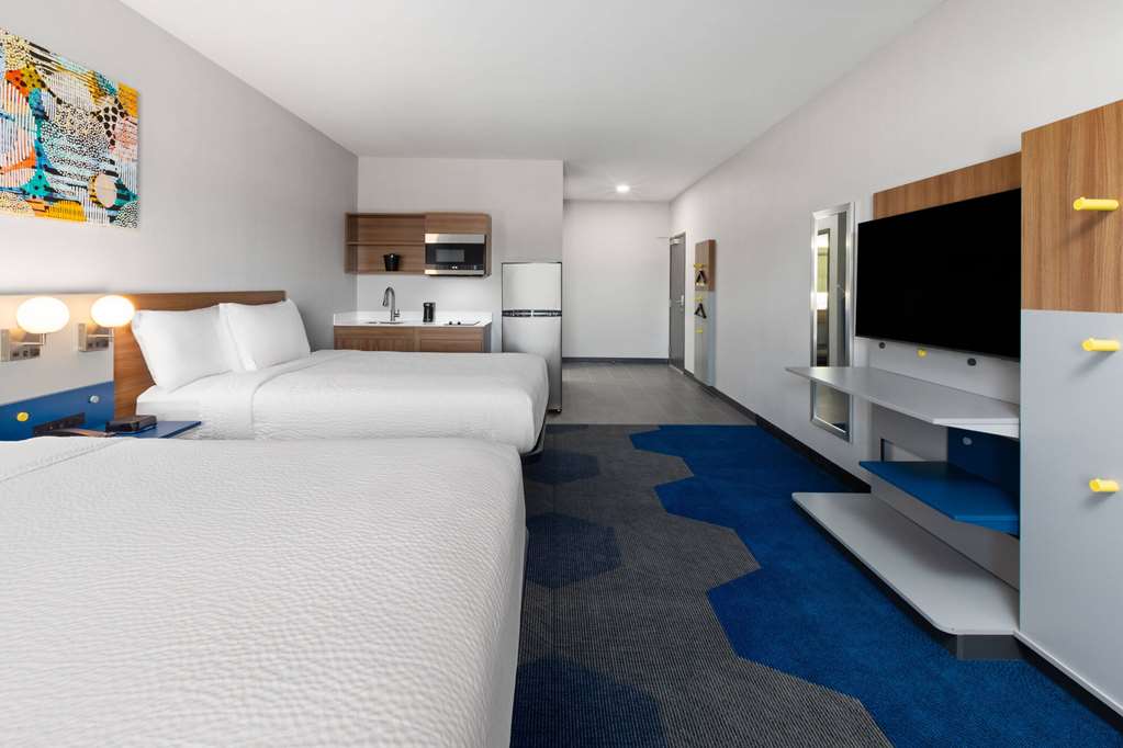 Microtel Inn & Suites by Wyndham Olive Branch - photo 28