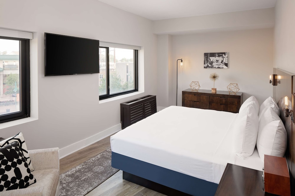 Watt Hotel Rahway Tapestry Collection by Hilton - photo 20