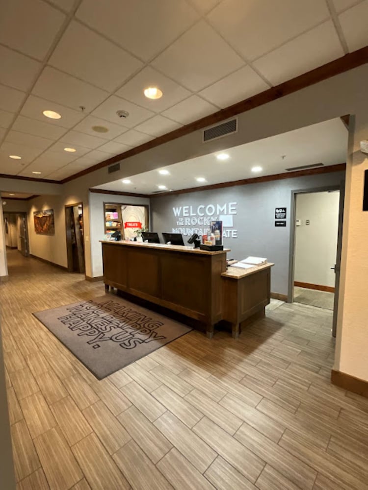 Hampton Inn Montrose - photo 10