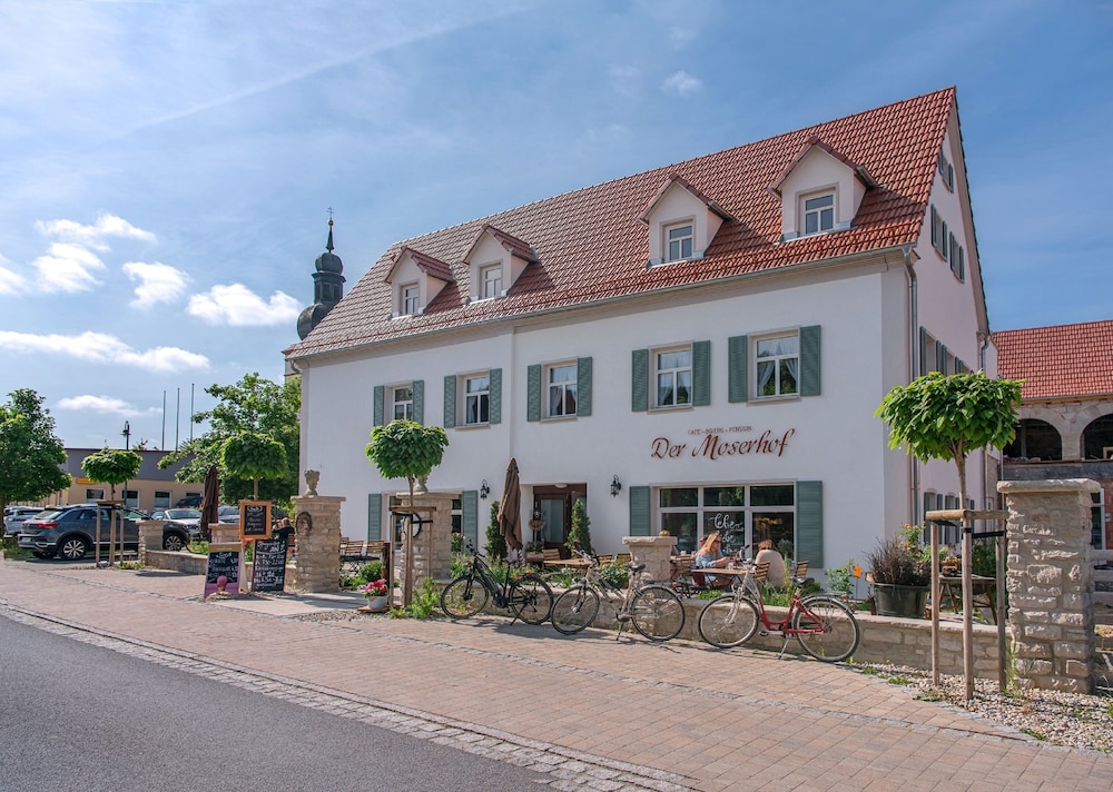 Der Moserhof - carbon neutral hotel in Oberhaid