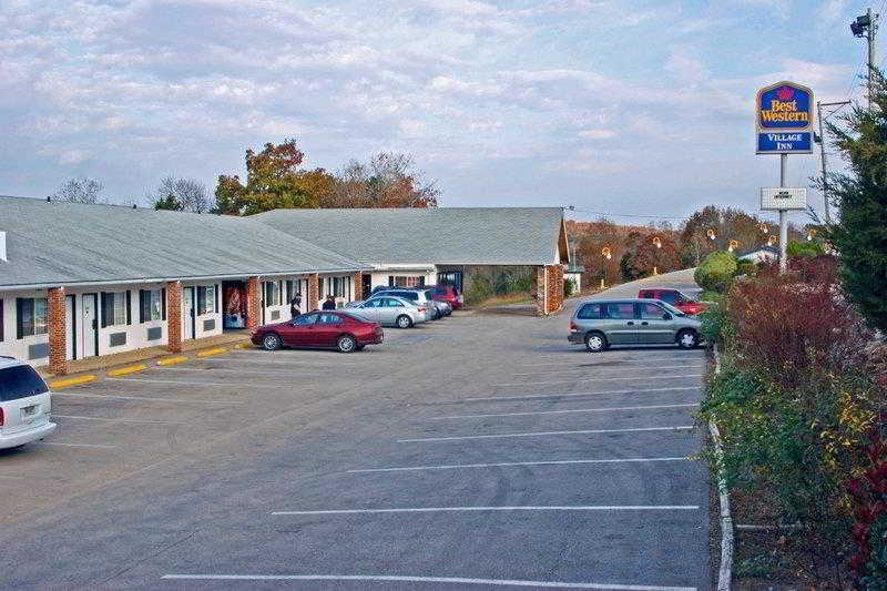 Village Inn of Hardy - photo 6