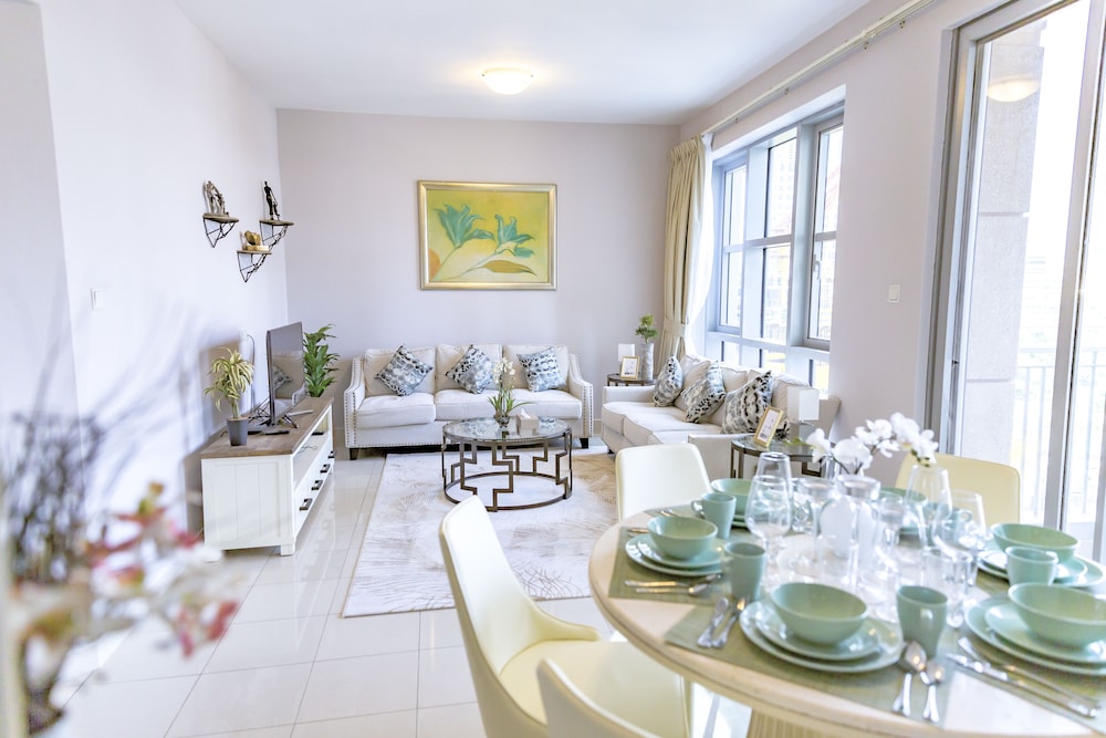 Bravoway Standpoint Tower B in Downtown - last minute hotel in Dubai