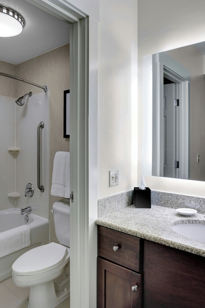 Residence Inn By Marriott Cleveland Downtown - photo 26
