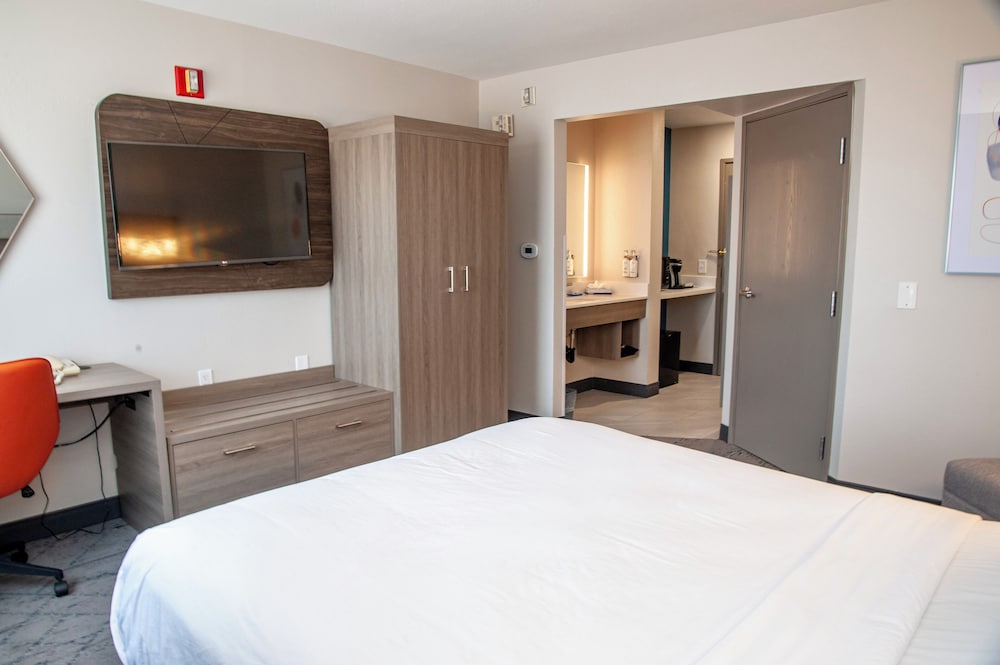 Holiday Inn Express Airport Tucson by IHG - photo 34