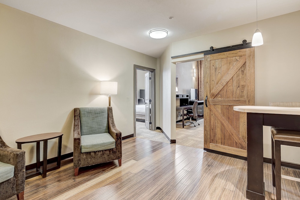 Staybridge Suites Baltimore Inner Harbor by IHG - photo 20