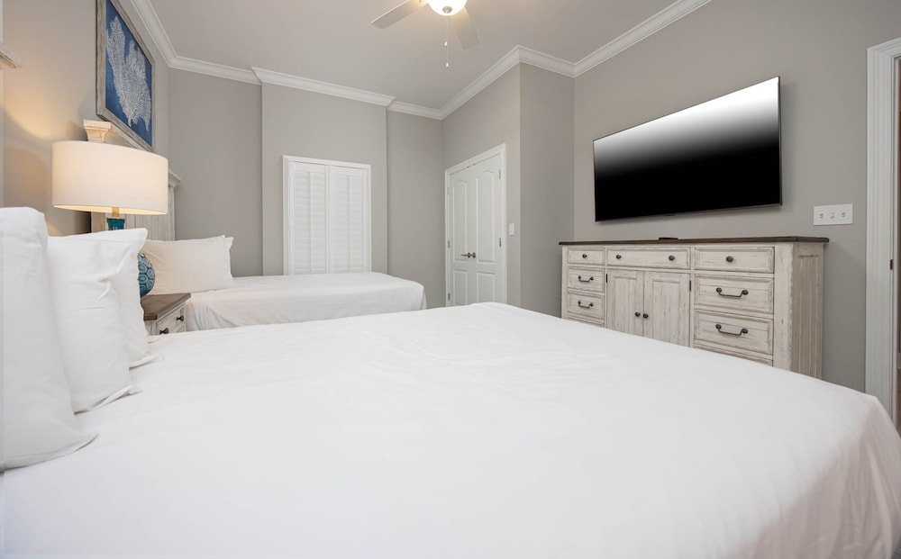 Phoenix Gulf Towers 507 3 Bedroom Condo - photo 10
