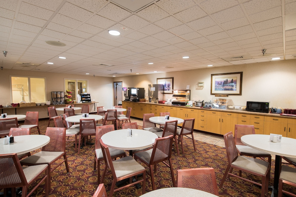 Crystal Inn Hotel & Suites Great Falls - photo 16