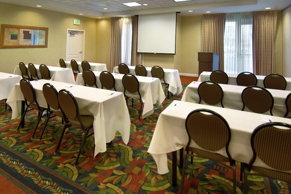 Hilton Garden Inn Newport News - photo 29