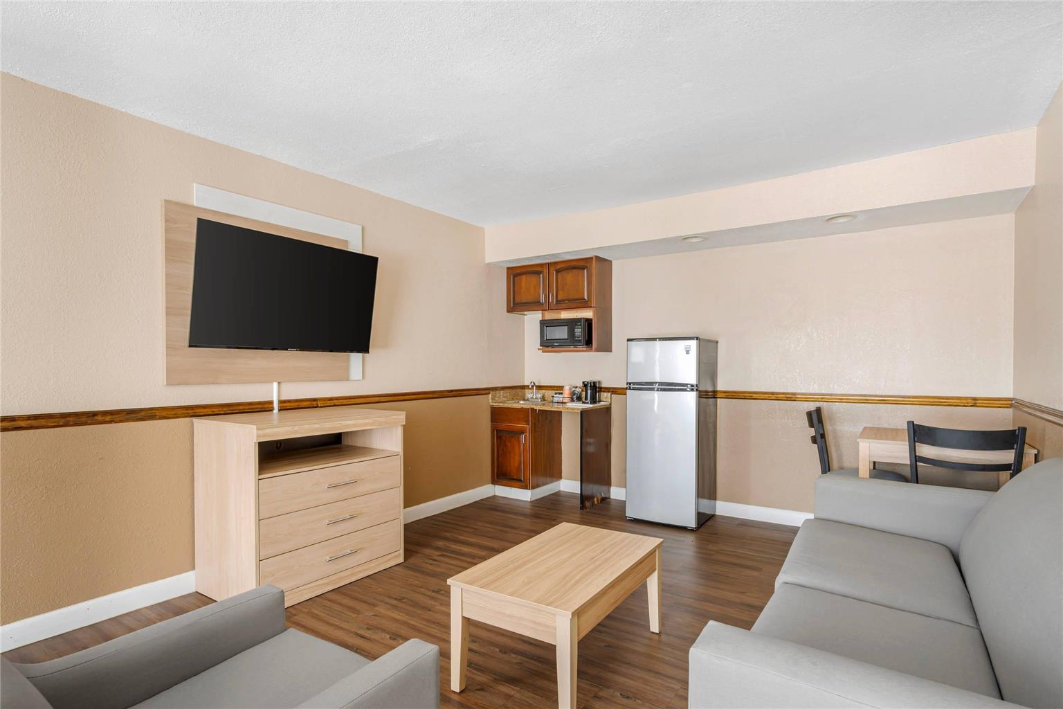 Quality Inn & Suites Conference Center - photo 35