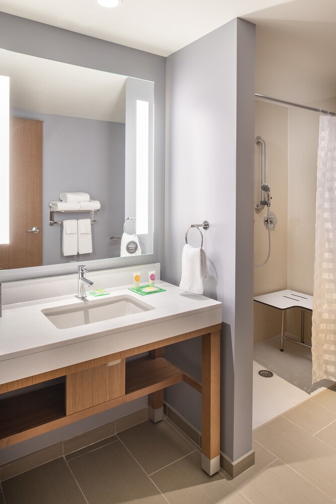Hyatt Place East Moline Quad Cities - photo 10