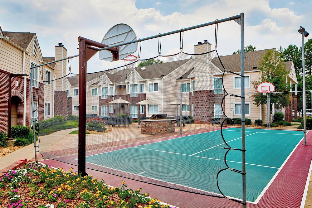 Residence Inn by Marriott Atlanta Airport North Virginia Ave - photo 21
