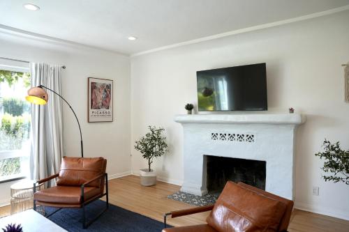 Monthier Townhouse The Grove Los Angeles - photo 3