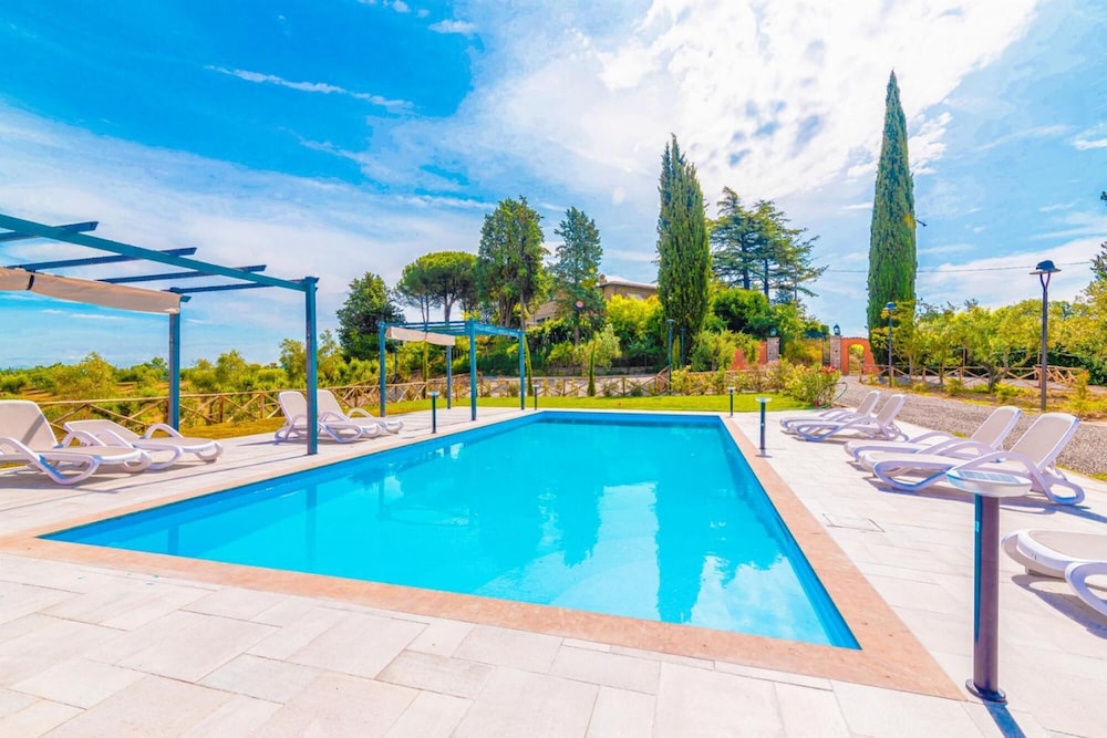 Villa La Pieve — 4-Star Luxury Hotel in Citta Della Pieve, Italy