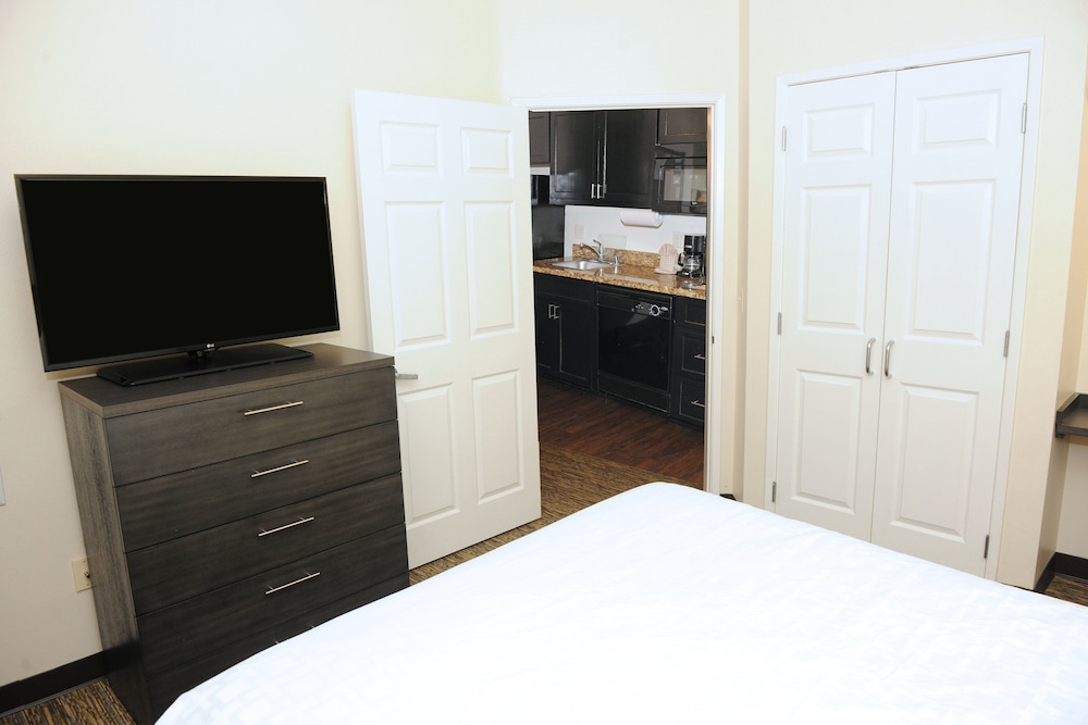 Candlewood Suites Santa Maria by IHG - photo 8