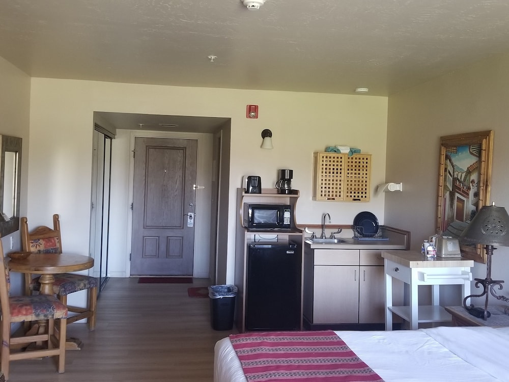 Beaver Creek Inn - photo 22