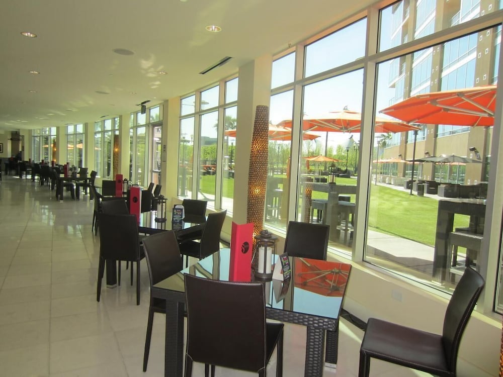 University Plaza Waterfront Hotel - photo 20