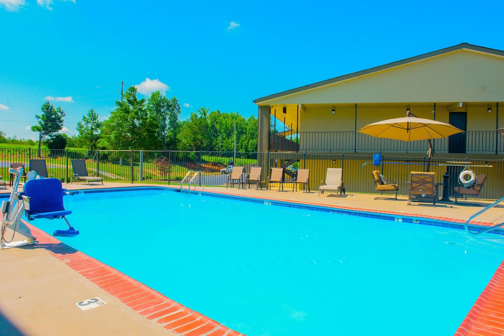 Clarion Pointe Athens I 65 - photo 27