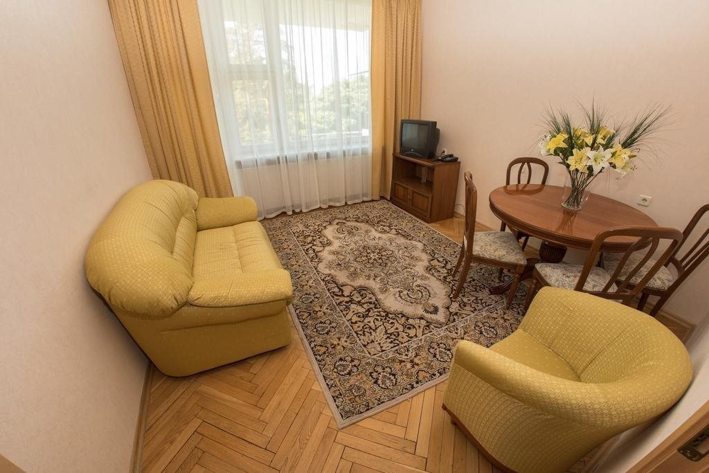 Petrovo Dalnee — Petrovo-Dal'neye — photo 3