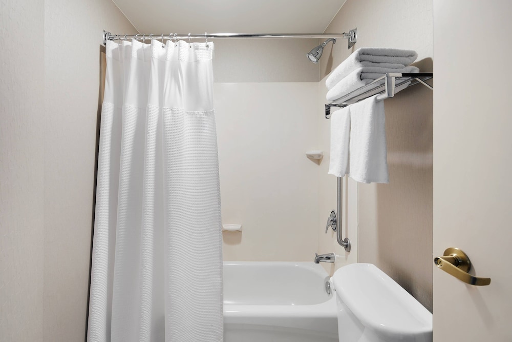 SpringHill Suites by Marriott Richmond North Glen Allen - photo 11