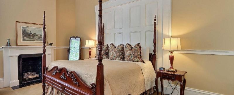 The Presidents Quarters Inn - photo 34