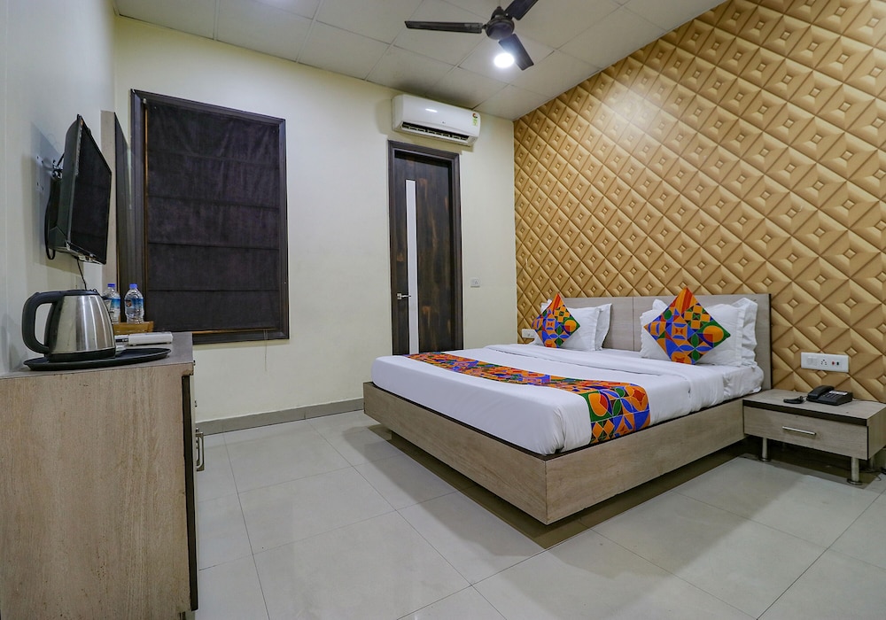 OYO 11934 Hotel De Agya Paradise — hotel in Ludhiana