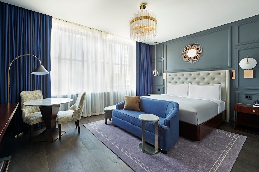 The LaSalle Chicago Autograph Collection by Marriott - photo 20