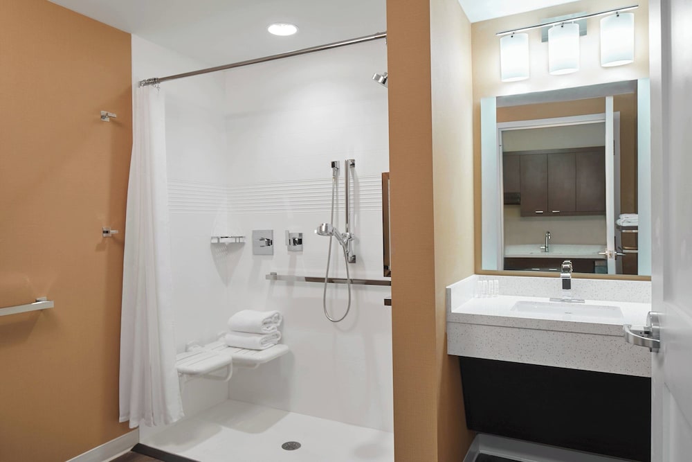 TownePlace Suites by Marriott Columbus North OSU - photo 26