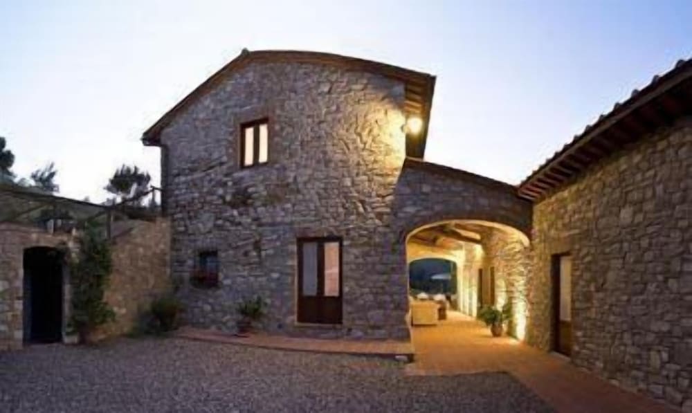 Le Noci — hotel in Gaiole In Chianti
