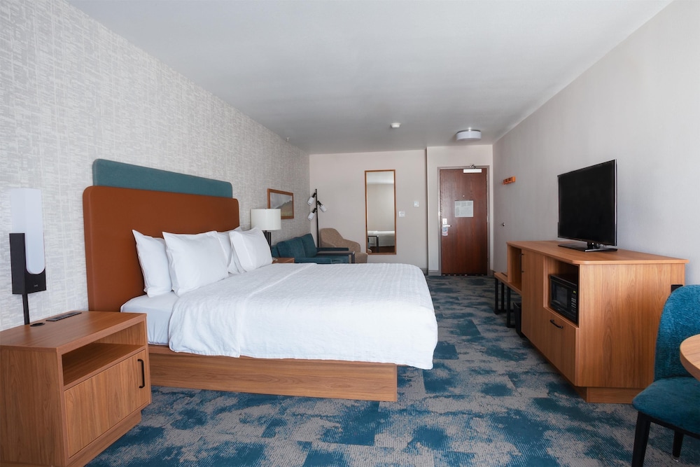 Hampton Inn Salt Lake City North - photo 26
