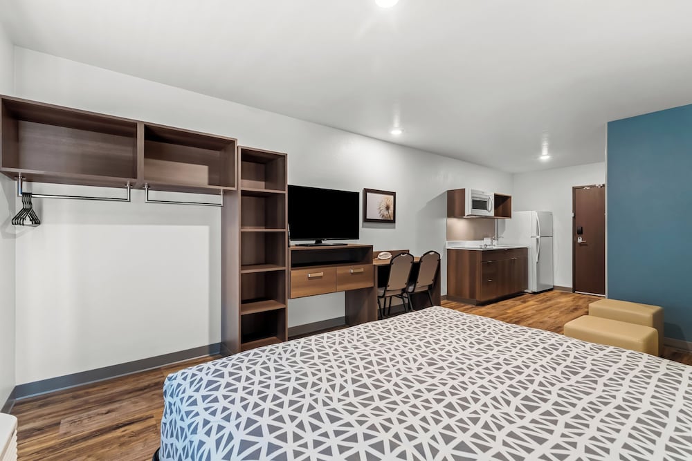 WoodSpring Suites Columbia Irmo - photo 9