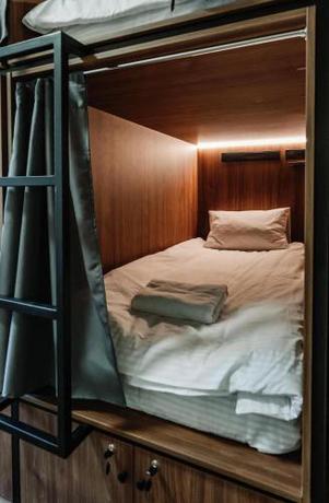 Nesvit Capsule Hotel - last minute hotel in Kyiv