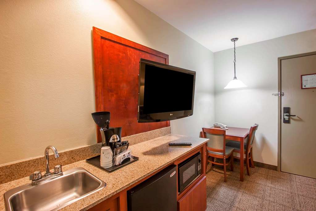 Quality Inn & Suites Germantown North - photo 19