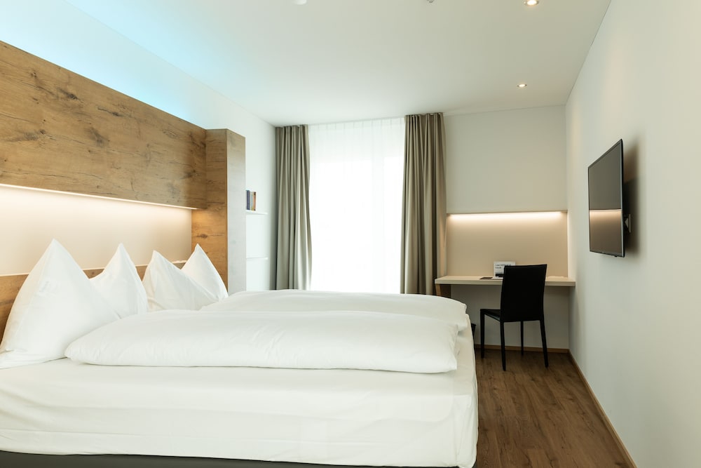 Trip Inn Jet Hotel Zurich Airport — Ruemlang Ruemlang Dorfkern