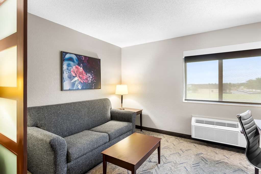 Best Western Oswego Hotel - photo 17