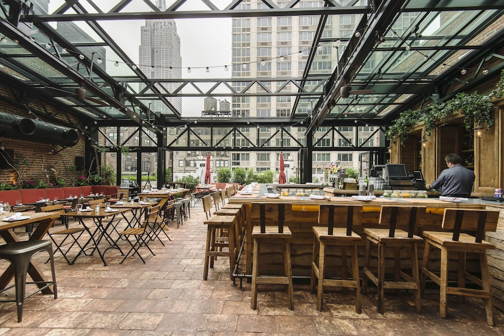 Refinery Hotel - photo 42