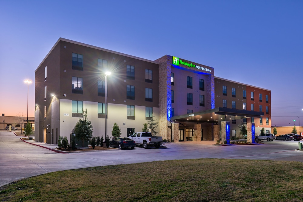 Holiday Inn Express & Suites Fort Worth West by IHG in Fort Worth, United States