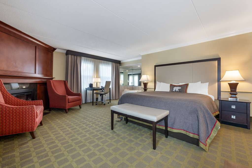 Best Western Plus White Bear Country Inn - photo 3