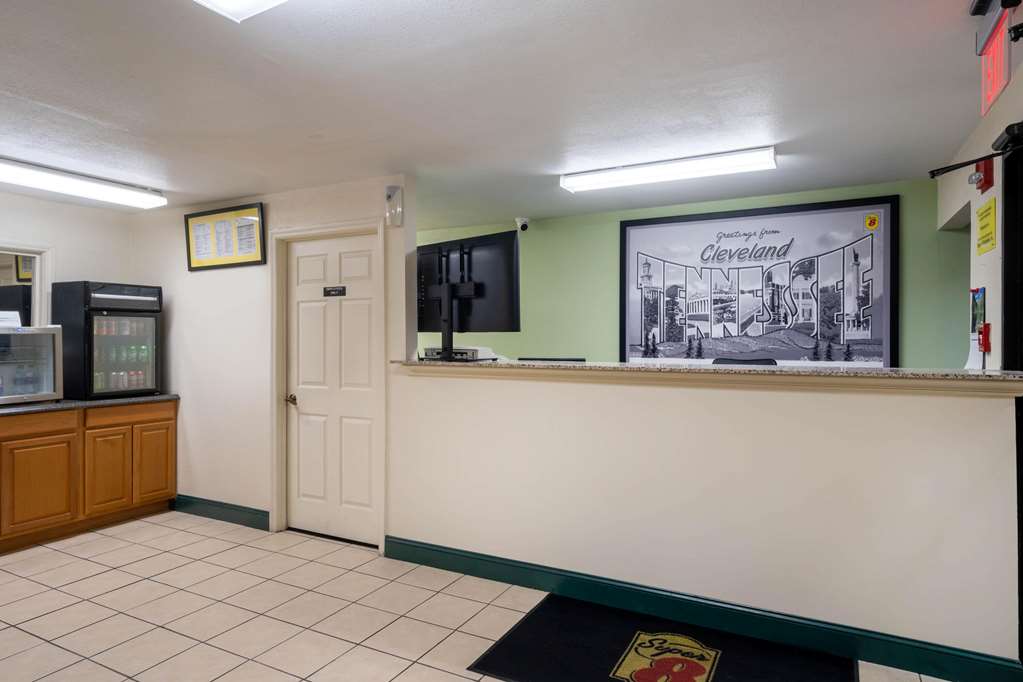 Super 8 by Wyndham Cleveland - photo 5