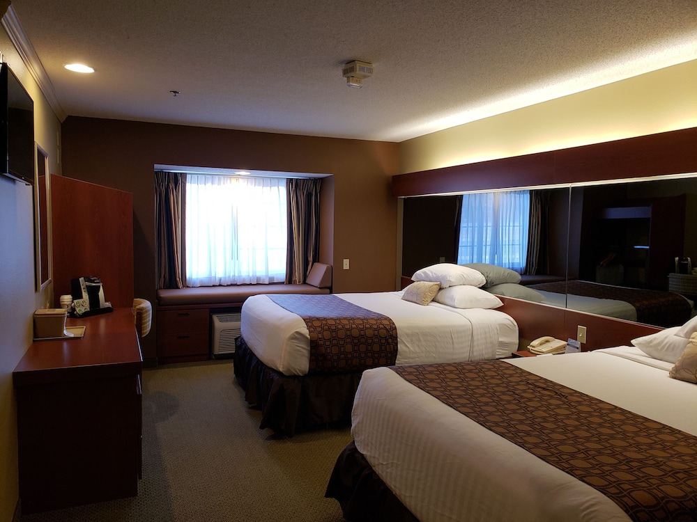Microtel Inn & Suites by Wyndham Dover - photo 16