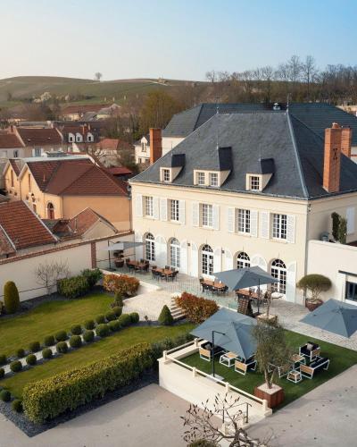 Les Chambres du Champagne Collery — 4-Star Luxury Hotel in Ay, France