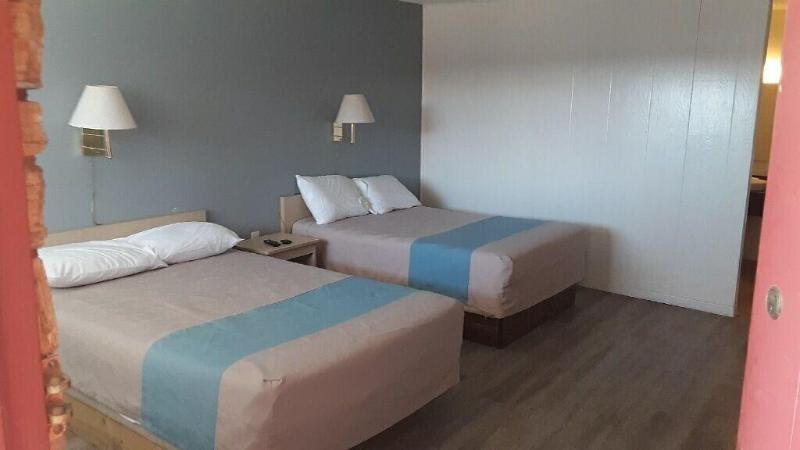 Sands Motel - photo 6
