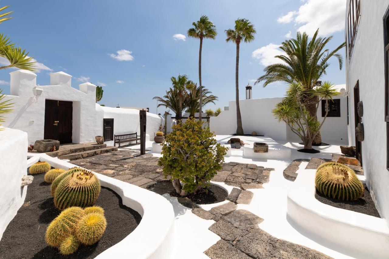 Las Pergolas Villa Rural — 4-Star Luxury Hotel in Tias, Spain