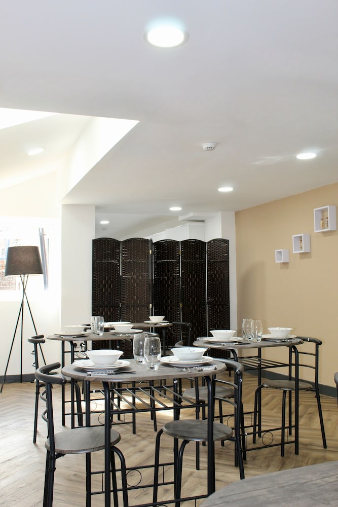 The Mini Hotel Birmingham City Free Breakfast in Birmingham, United Kingdom