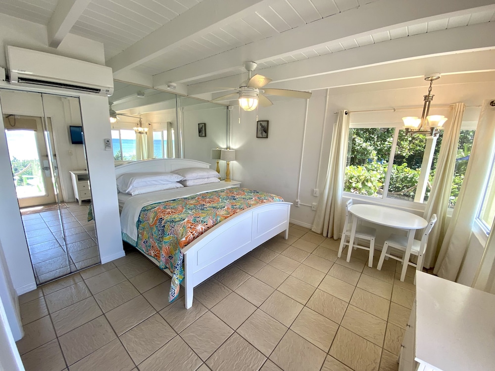 Pearl Beach Inn — Englewood